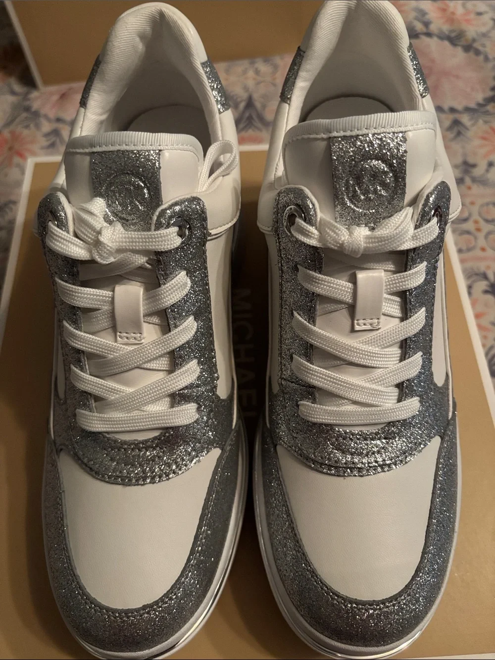 NWT Michael Kors Emmy Glitter Leather Wedge Trainer Sneakers Silver Size 9 Box